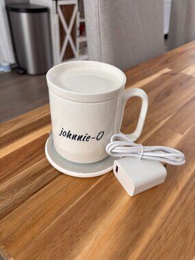 Johnnie-O Coffee Mug Warmer Set ☕️
